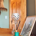 Fern Lodge. Drumcoura Resort, *