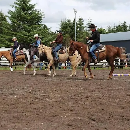 Fern Lodge. Drumcoura Resort, 公寓 *