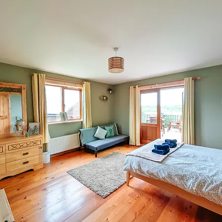 Fern Lodge. Drumcoura Resort, Ballinamore