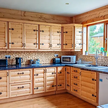 Fern Lodge. Drumcoura Resort, Appartement Ballinamore